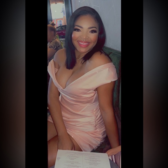 House of CB Blush Pink Off-Shoulder Wedding Dress - Picture 5 of 5